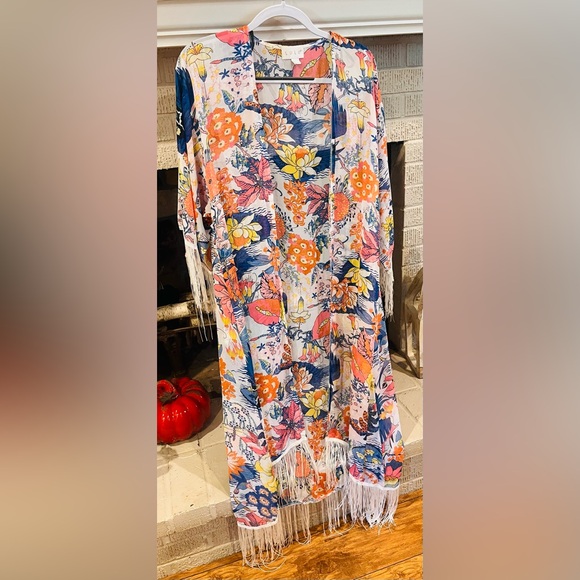 Lulu-B Accessories - Floral Kimono with Fringe